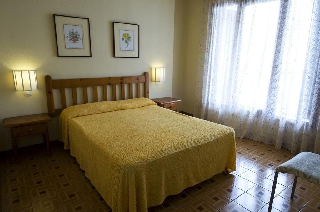Apartamentos Pessets Adelaida Сорт Экстерьер фото