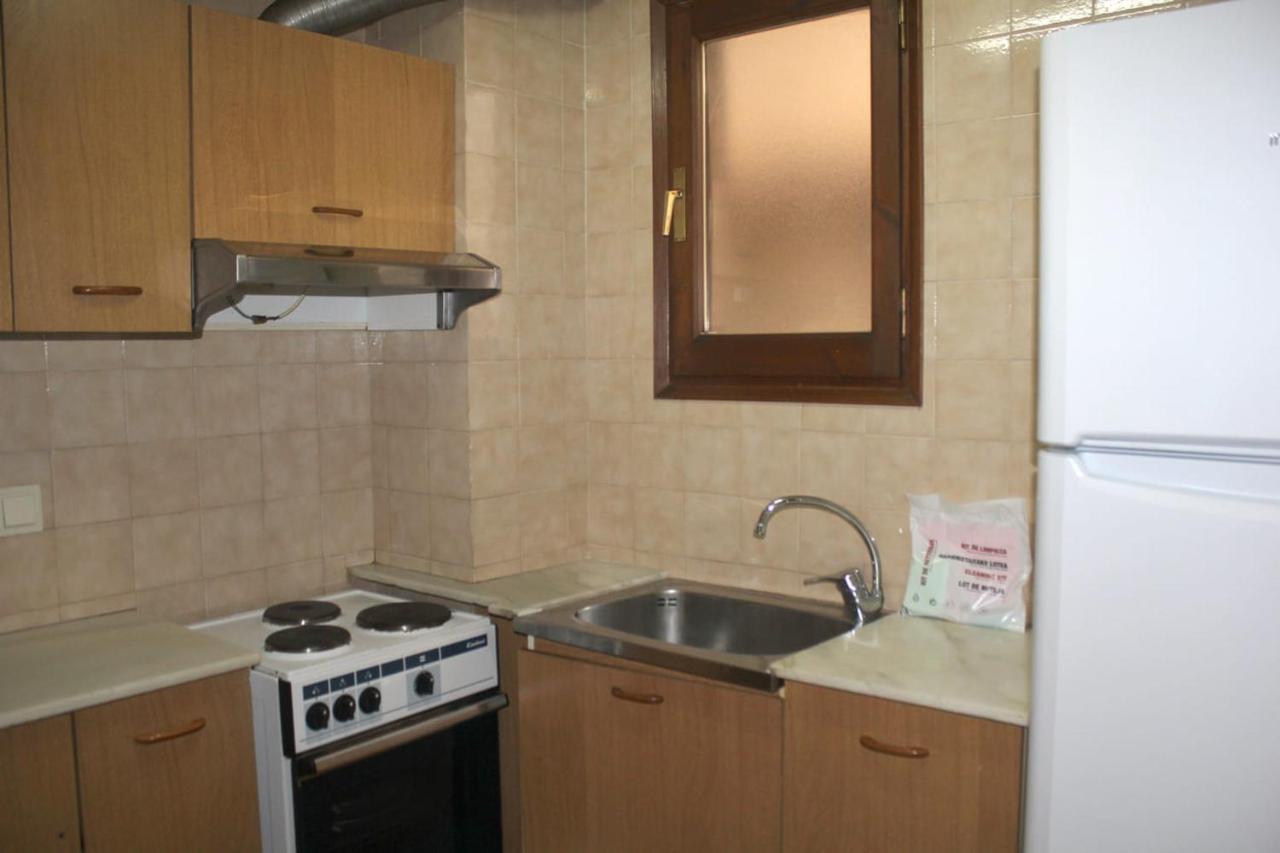 Apartamentos Pessets Adelaida Сорт Экстерьер фото